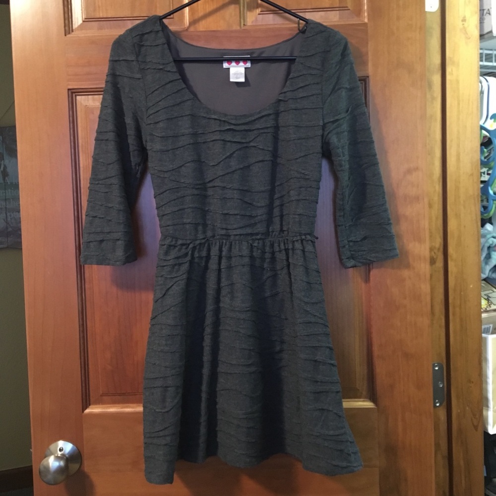 Grey textured dress